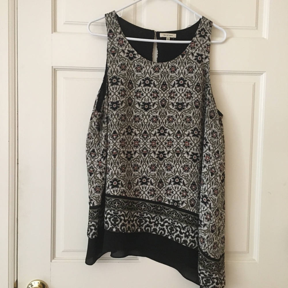 Max Studio (XL) Womens Top Sleeveless Asymmetrical Hem Lined in Black Tank Top